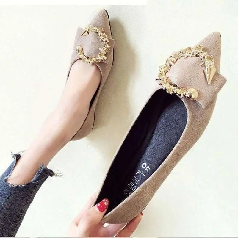 Shallow Mouth Tip Flats shoes - Season Prestige