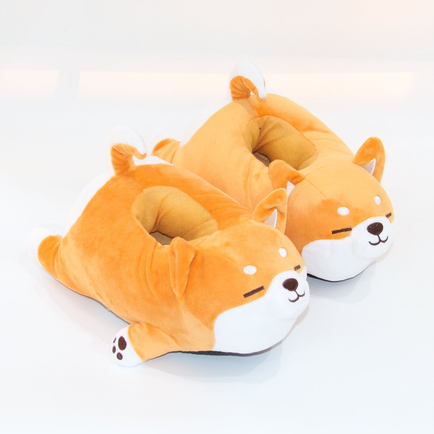 Puppy Home Plush Slippers Season Prestige