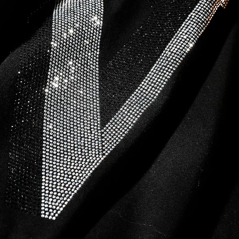 alphabet “V” Short Sleeve t-shirt Women - Season Prestige