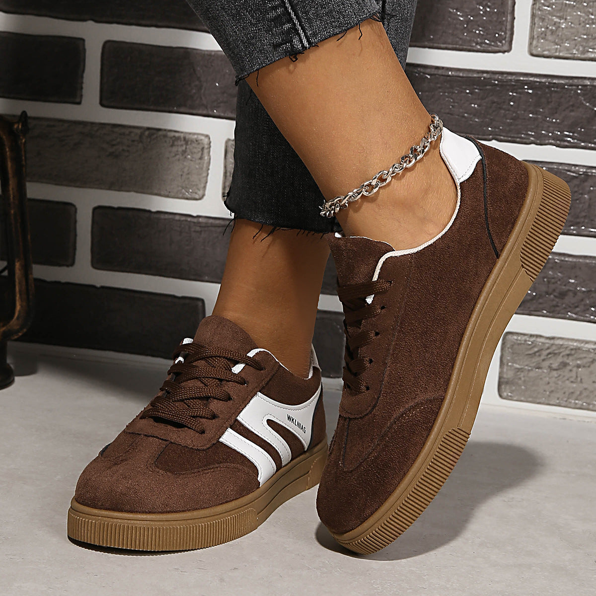 Women’s Retro Casual Round-Toe Sneakers | Season Prestige
