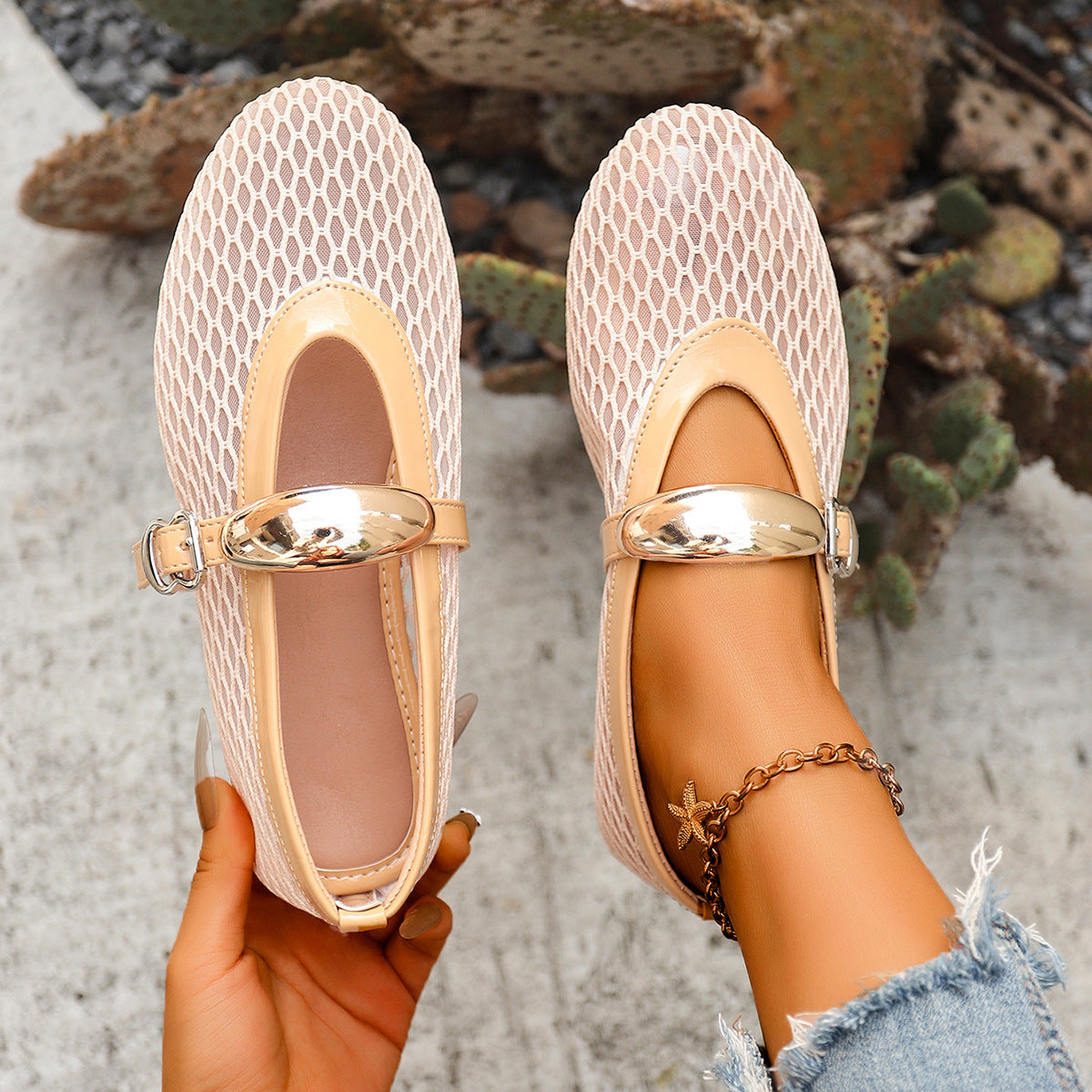 The Season Prestige Mesh Mary Jane.