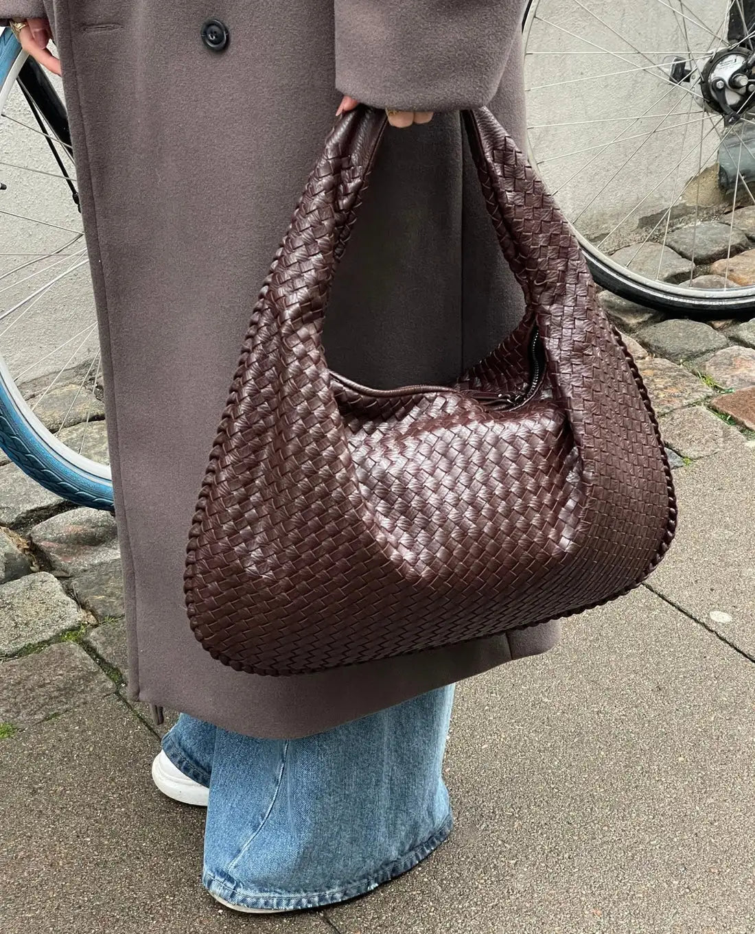 Season prestige Womens  Woven Shoulder handBag