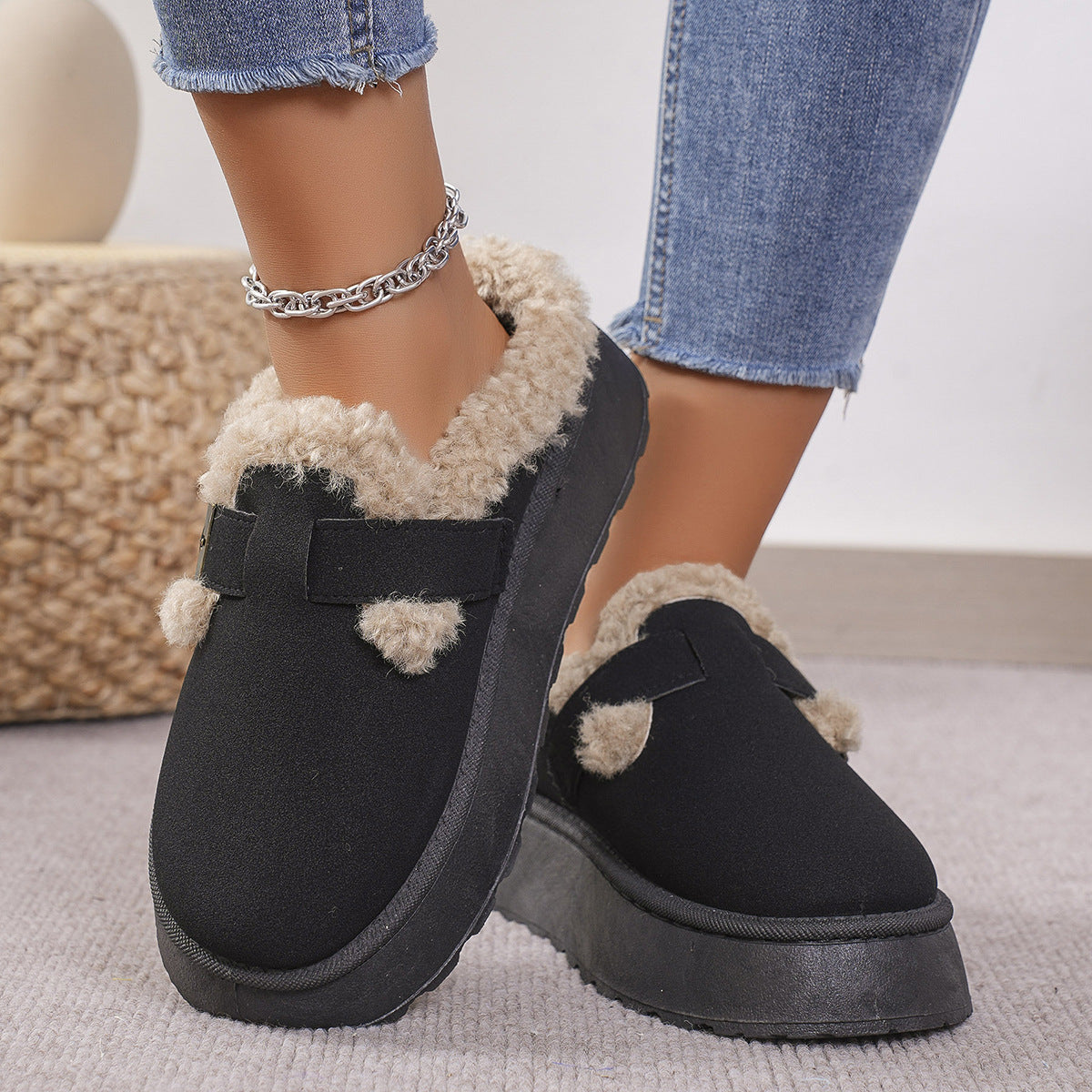 Thick-soled Plush Buckle Winter Indoor And Outdoor Slippers Womens