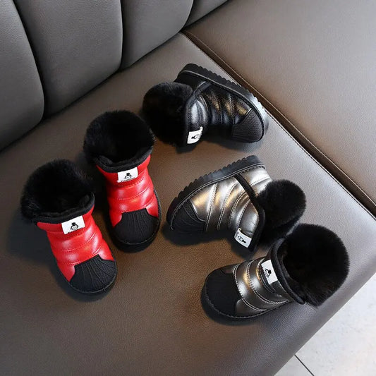 Winter baby boots for girls and boys. Waterproof, non-slip, and warm plush lining. Perfect for outdoor adventures!