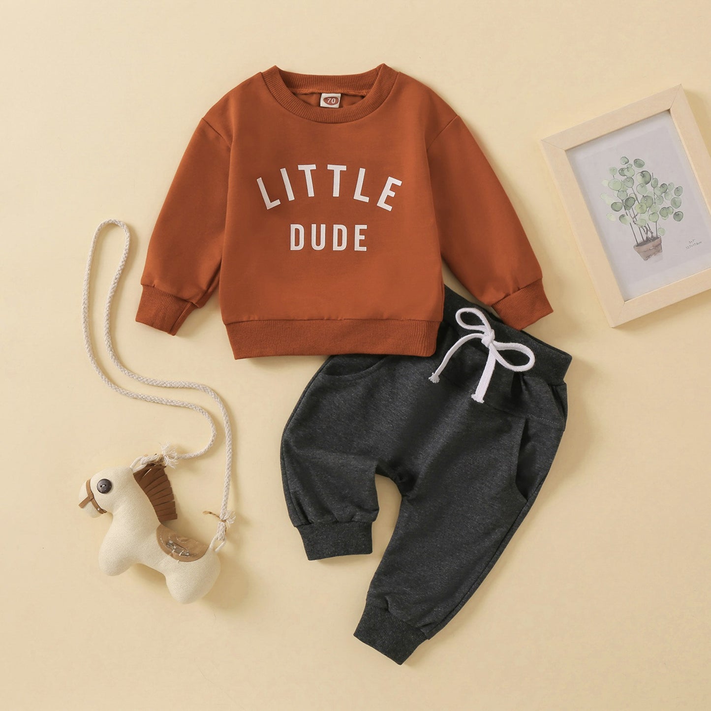 Children's round neck letter printed top solid color pants two-piece set