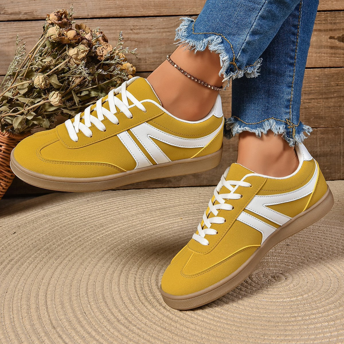 Lace-up Round Toe Flats Sports Slip On Casual Shoes For Women