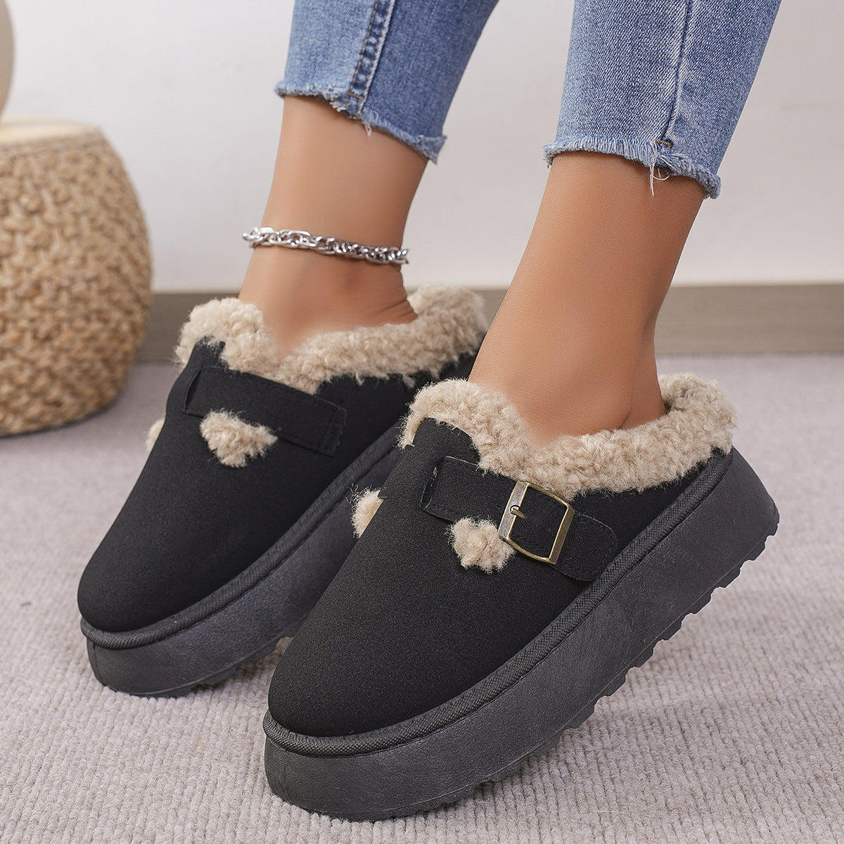 Thick-soled Plush Buckle Winter Indoor And Outdoor Slippers Womens