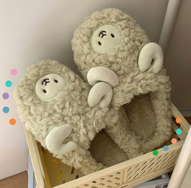 Fluffy Cute Animal Slippers Season Prestige