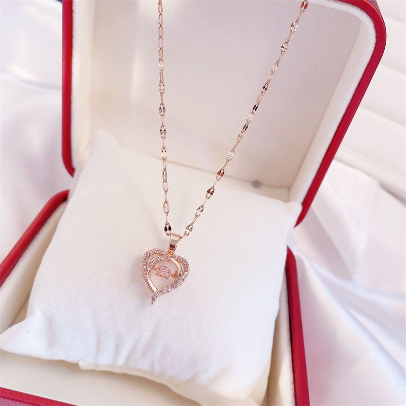 Luxury Female Necklace Charm Jewelry  Fashion Jewelry Woman Season Prestige