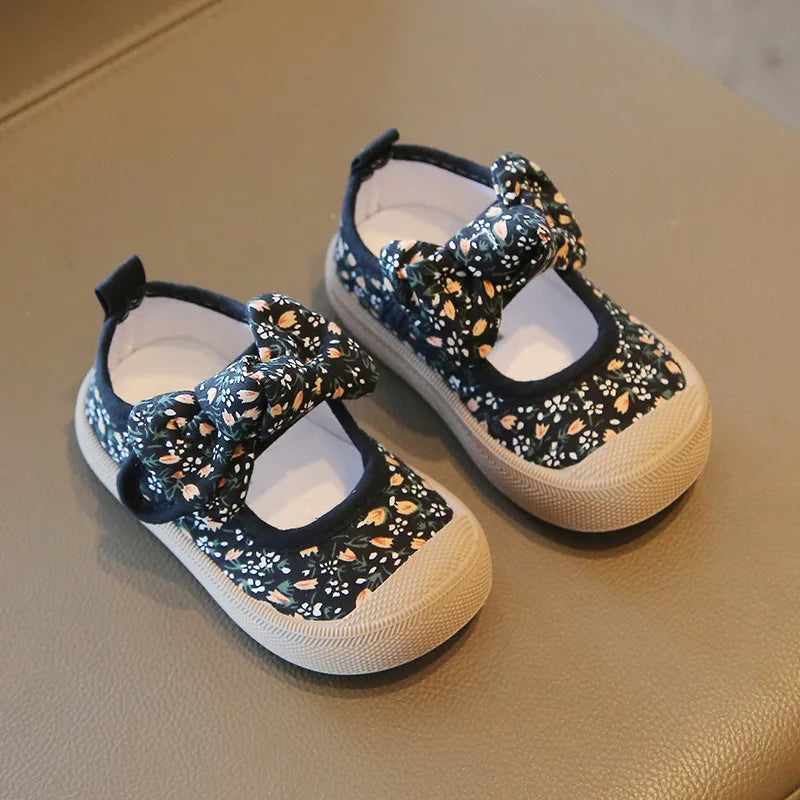 Cute Girl First walker Canvas Shoe Breathable Baby Soft Soles Sneakers Baby Items