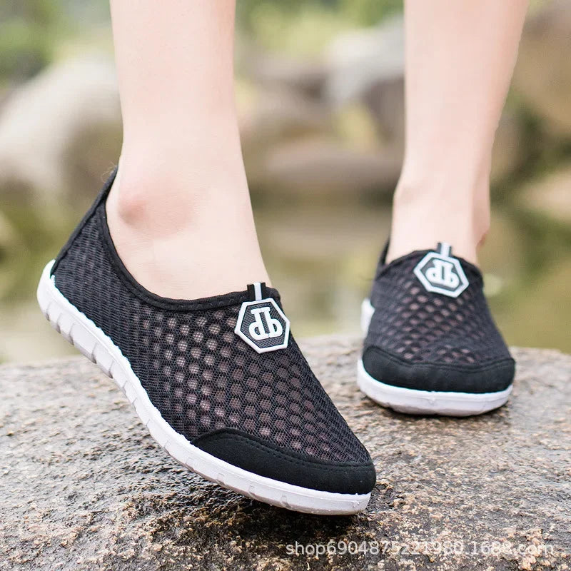 Casual Breathable Lightweight Sports Shoes for Men Outdoor Walking  Sneakers