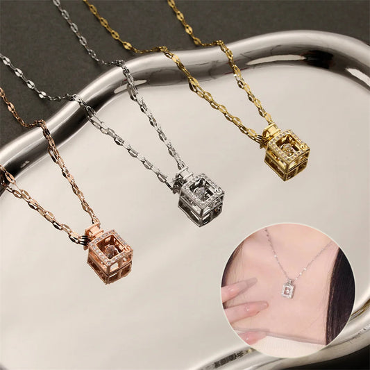 Luxury Female Necklace Charm Jewelry  Fashion Jewelry Woman Season Prestige