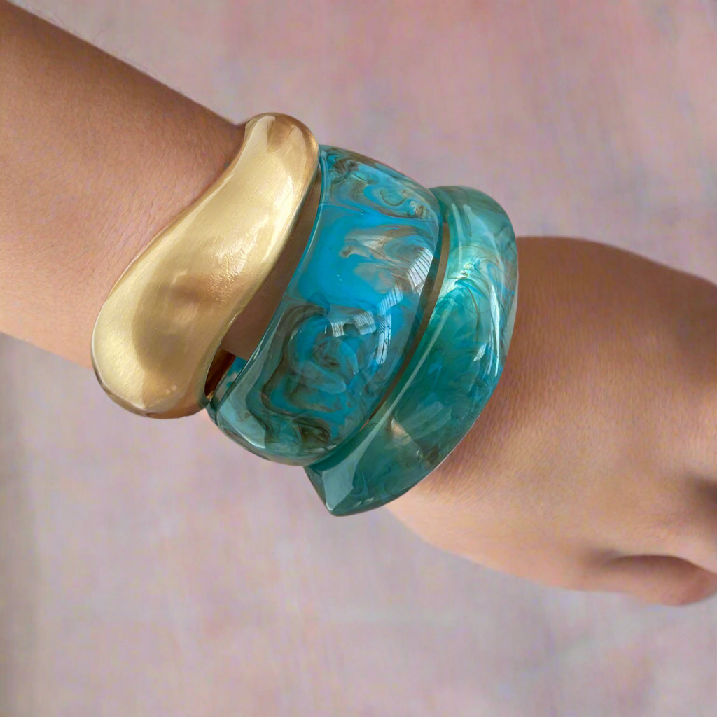 Season Prestige Peacock Blue Onbre Resin Statement  Cuff - Minimalist Accessories, Vintage  Style on a woman's Wrist