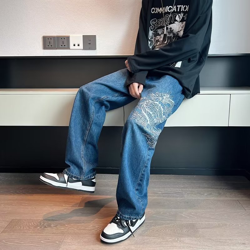 Loose Embroidered Straghtleg Jeans with dragon design For men