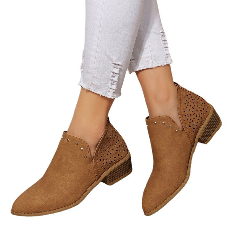 Season Prestige | Retro Studded Pointed-Toe Ankle Boots