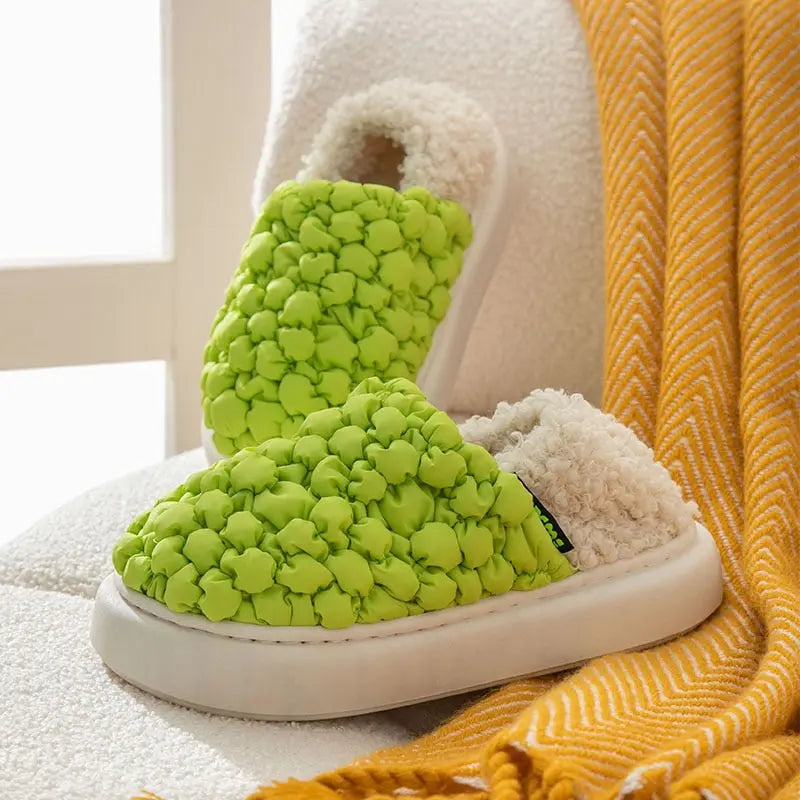 Season Prestige Comwarm Slippers: Cozy Comfort for All