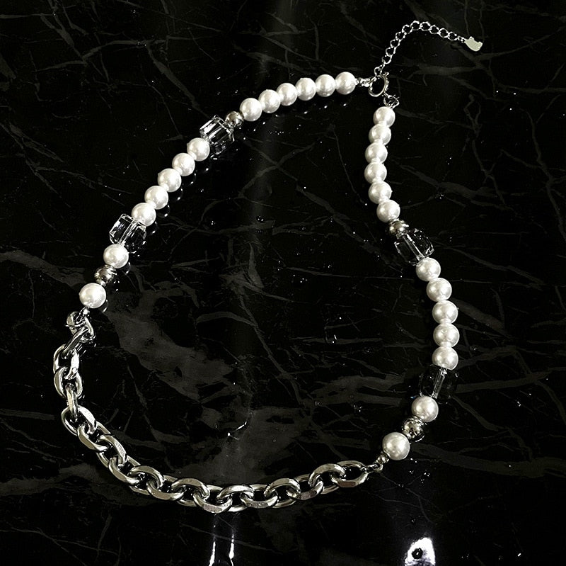 Industrial Pearl & Chain Necklace Season Prestige