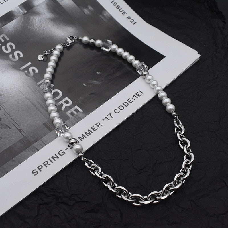 Industrial Pearl & Chain Necklace Season Prestige