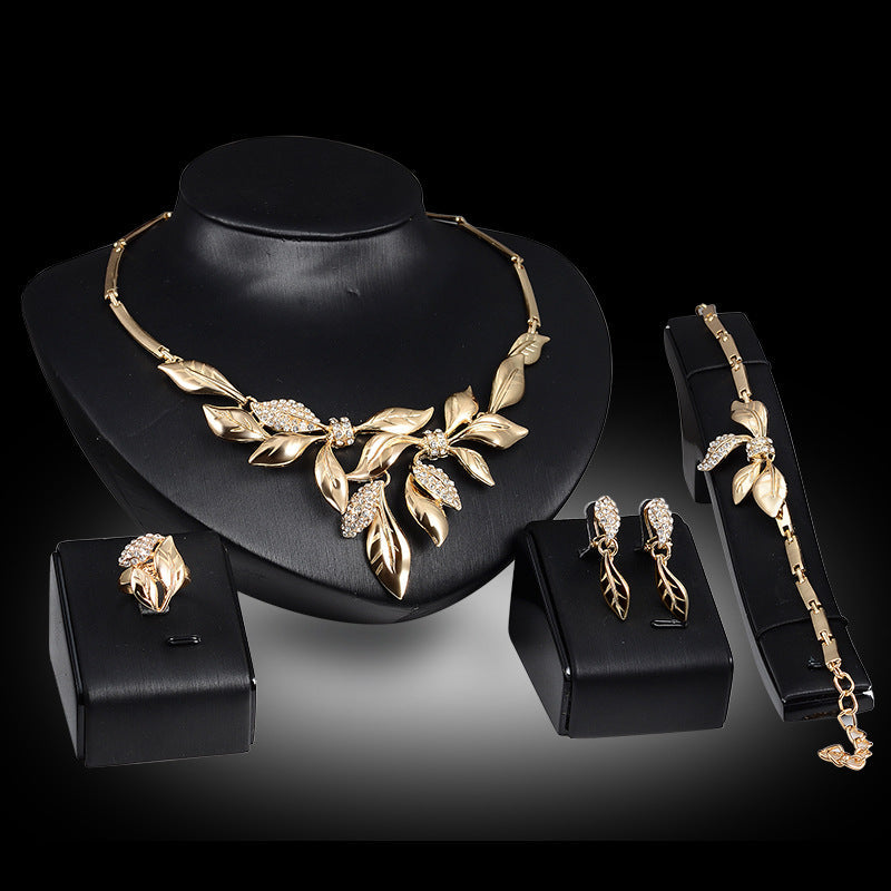 Gold Bridal Jewelry Set Season Prestige